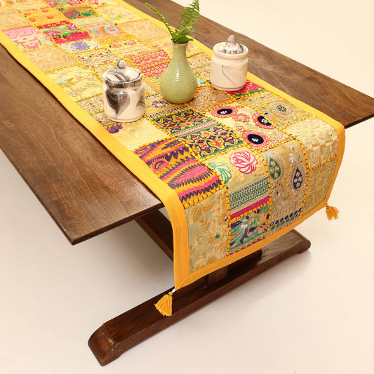 Khambadiya Patchwork Table Runner (71 x 17 in) 10