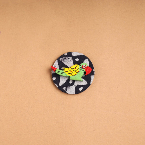 Parrot - Handmade Fabart Wooden Magnet 02