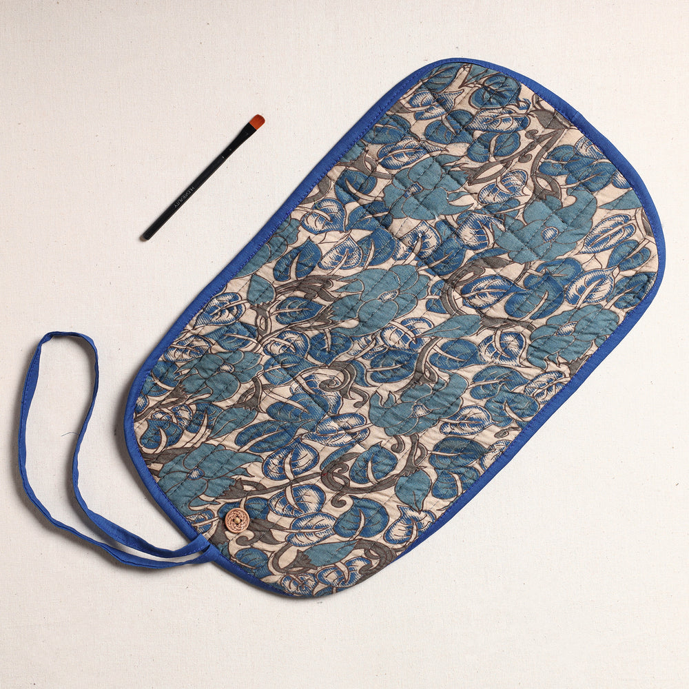  Brush Wrap Pouch