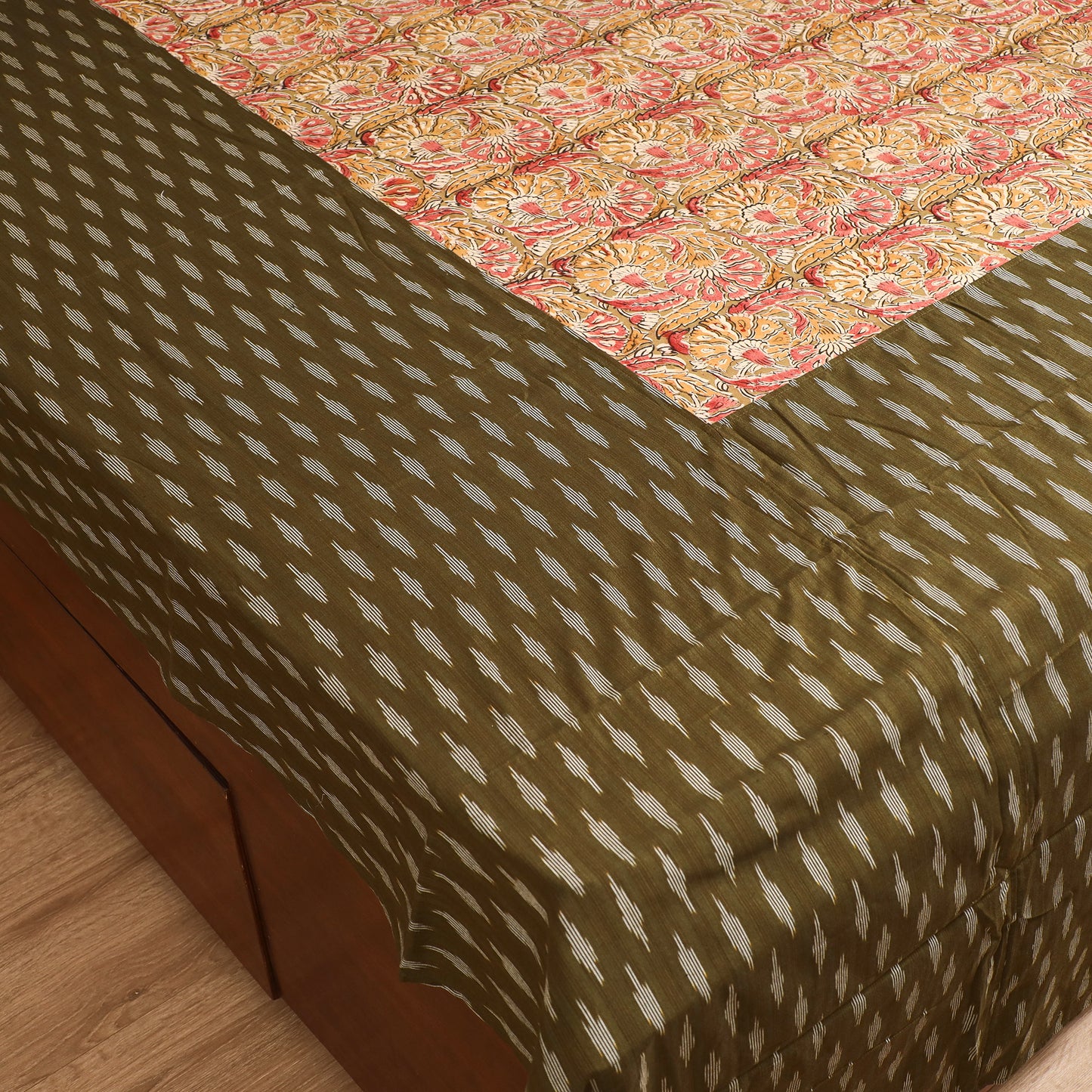 Pochampally Ikat with Kalamkari Patch Cotton Double Bedsheet Set (108 x 90 in) 01