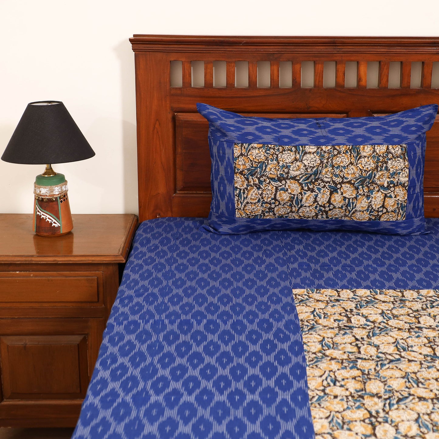 Pochampally Ikat with Kalamkari Patch Cotton Double Bedsheet Set (108 x 90 in) 02