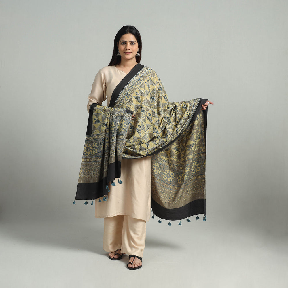 Hand Block Printed Cotton Ajrakh Dupatta 10