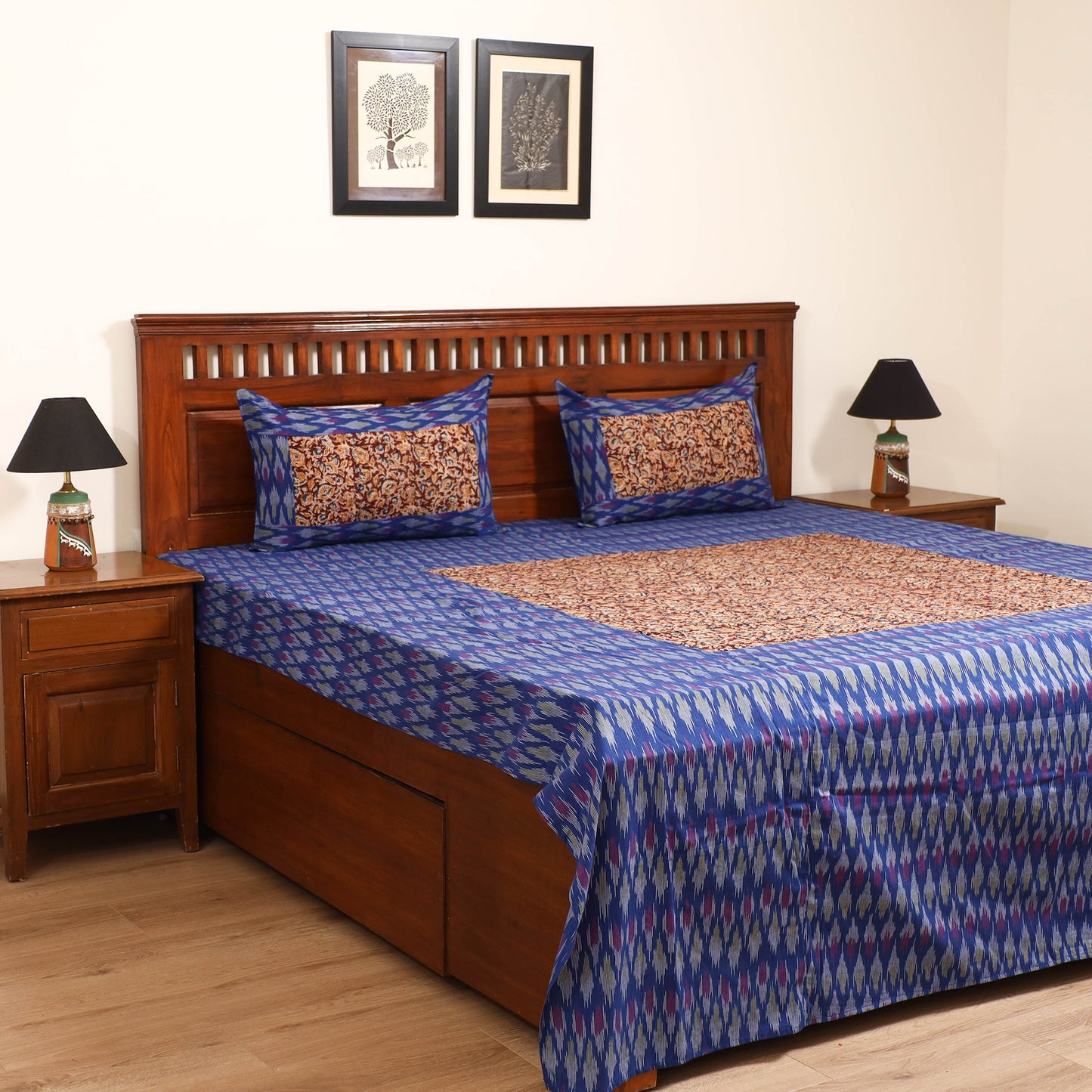 Pochampally Ikat with Kalamkari Patch Cotton Double Bedsheet Set (108 x 90 in) 08