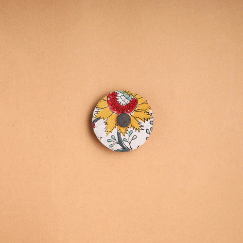 Parrot - Handmade Fabart Wooden Magnet 24