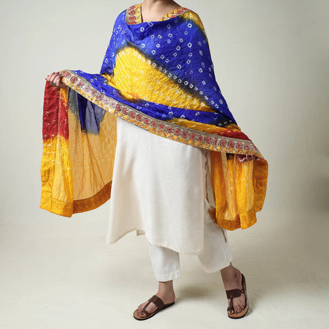 Bandhani Tie-Dye silk dupatta