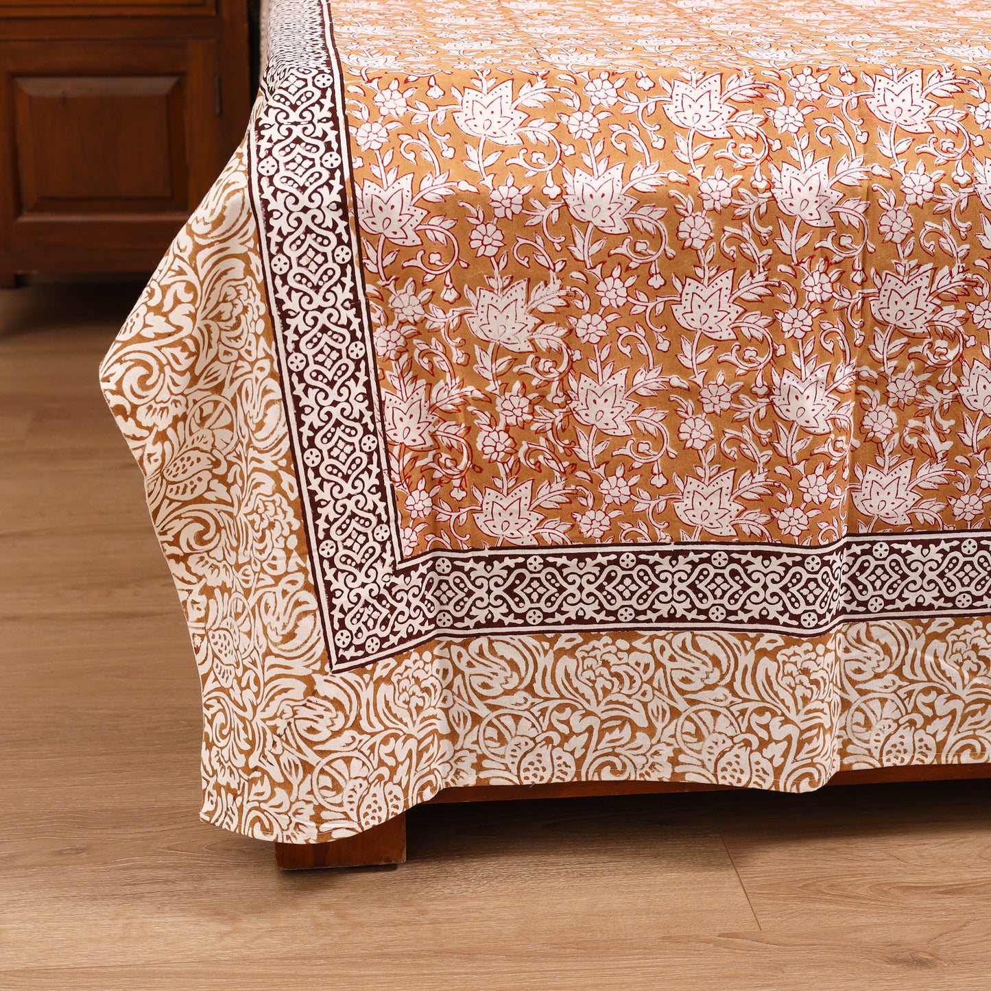 Sanganeri Hand Block Print Cotton Double Bedsheet Set (108 x 90 in) 18
