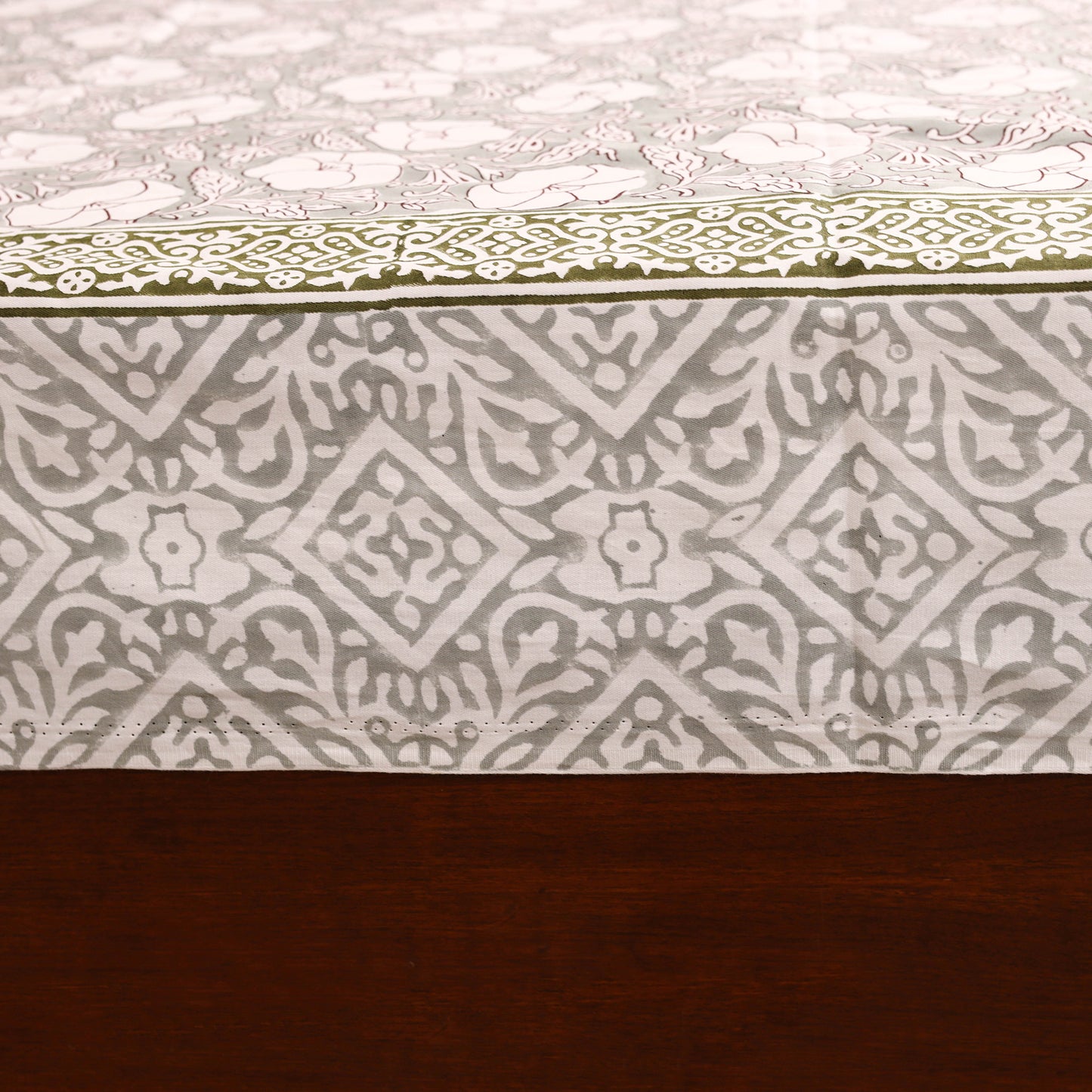 Sanganeri Hand Block Print Cotton Double Bedsheet Set (108 x 90 in) 20