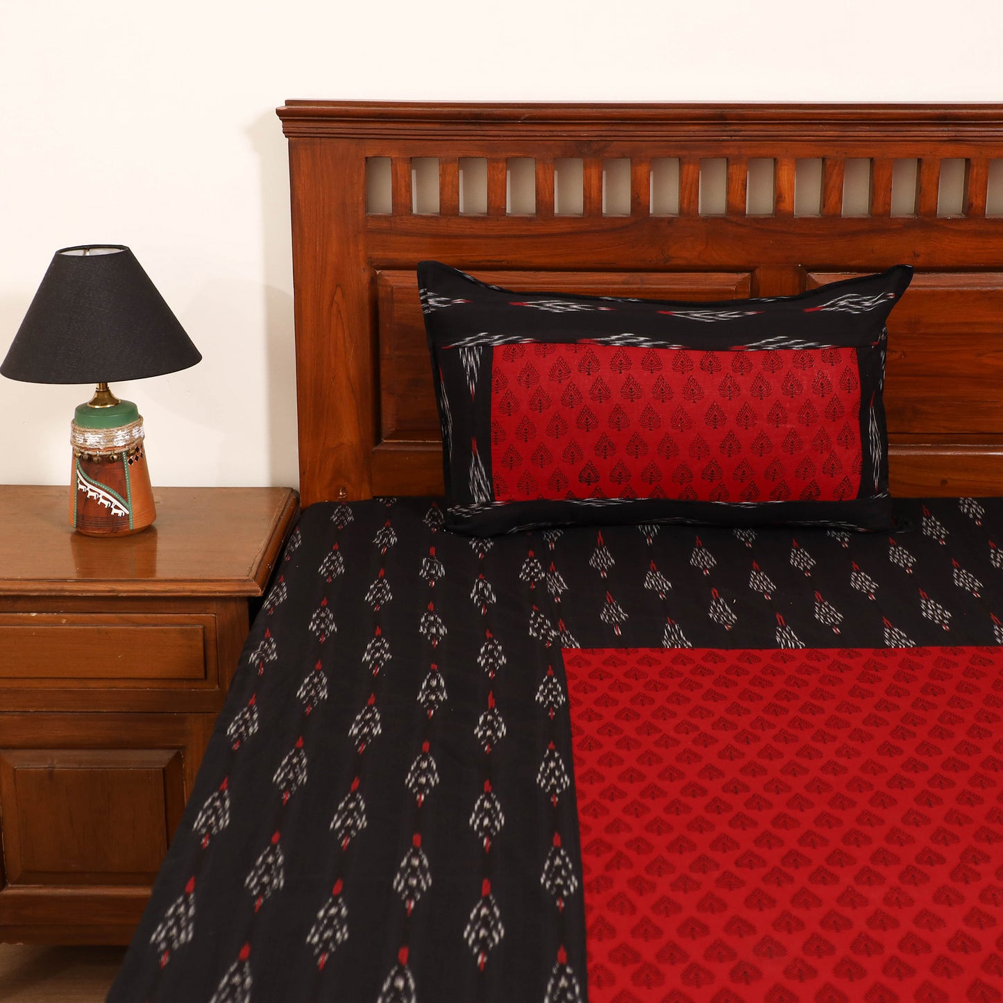 Pochampally Ikat with Bagh Patch Cotton Double Bedsheet Set (108 x 90 in) 25