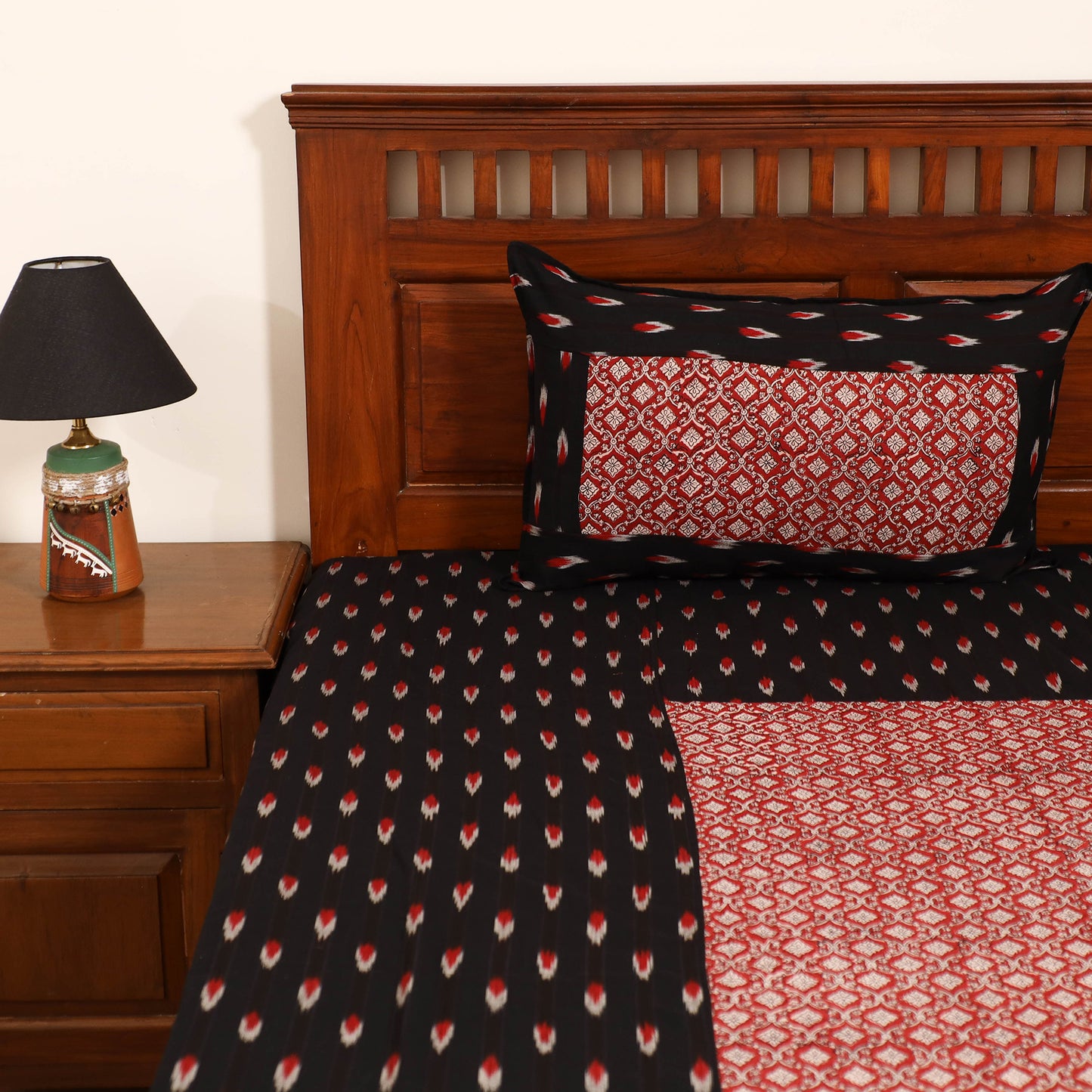 Pochampally Ikat with Bagh Patch Cotton Double Bedsheet Set (108 x 90 in) 27