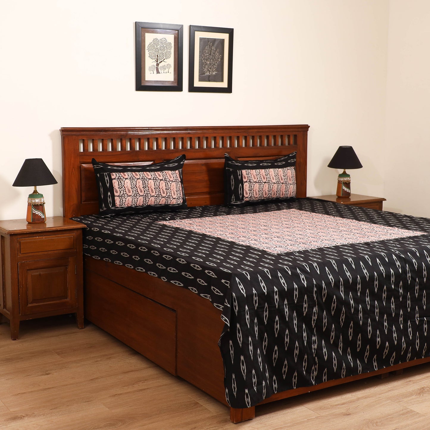 Pochampally Ikat with Bagh Patch Cotton Double Bedsheet Set (108 x 90 in) 31