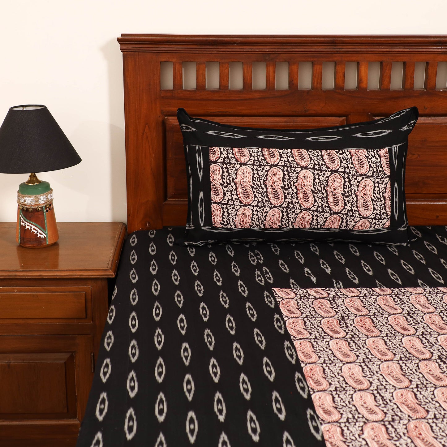 Pochampally Ikat with Bagh Patch Cotton Double Bedsheet Set (108 x 90 in) 31