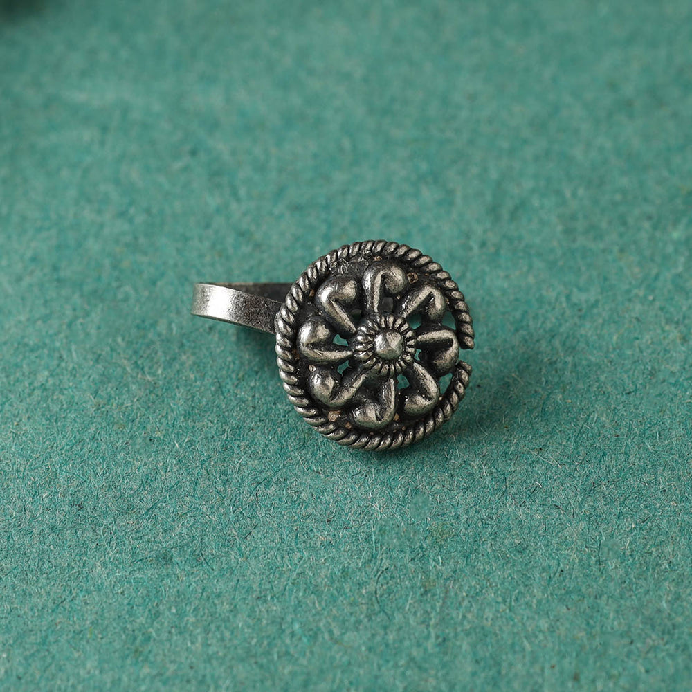 Antique Padma Sterling Silver Nosepin