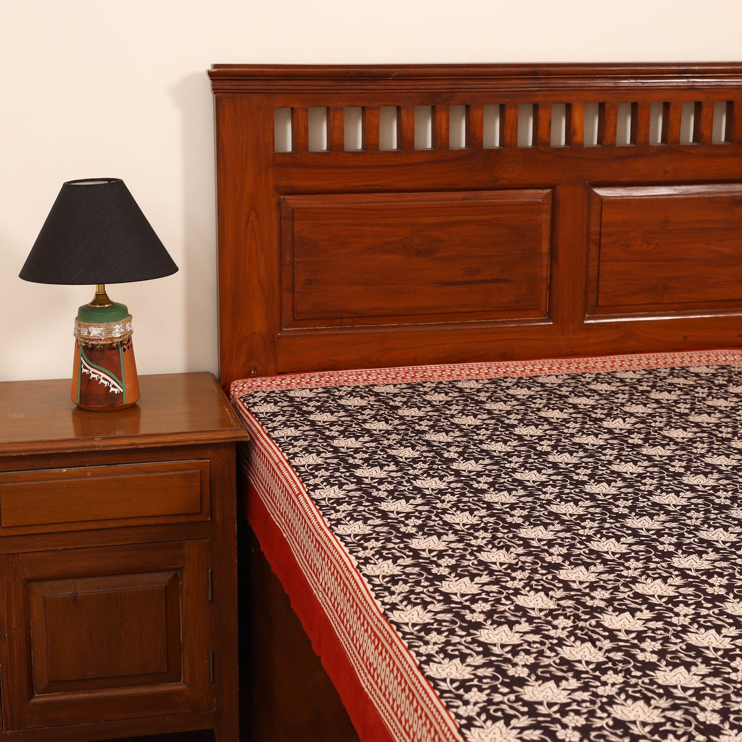 Bagru Hand Block Print Natural Dyed Cotton Single Bedsheet (90 x 60 in) 04