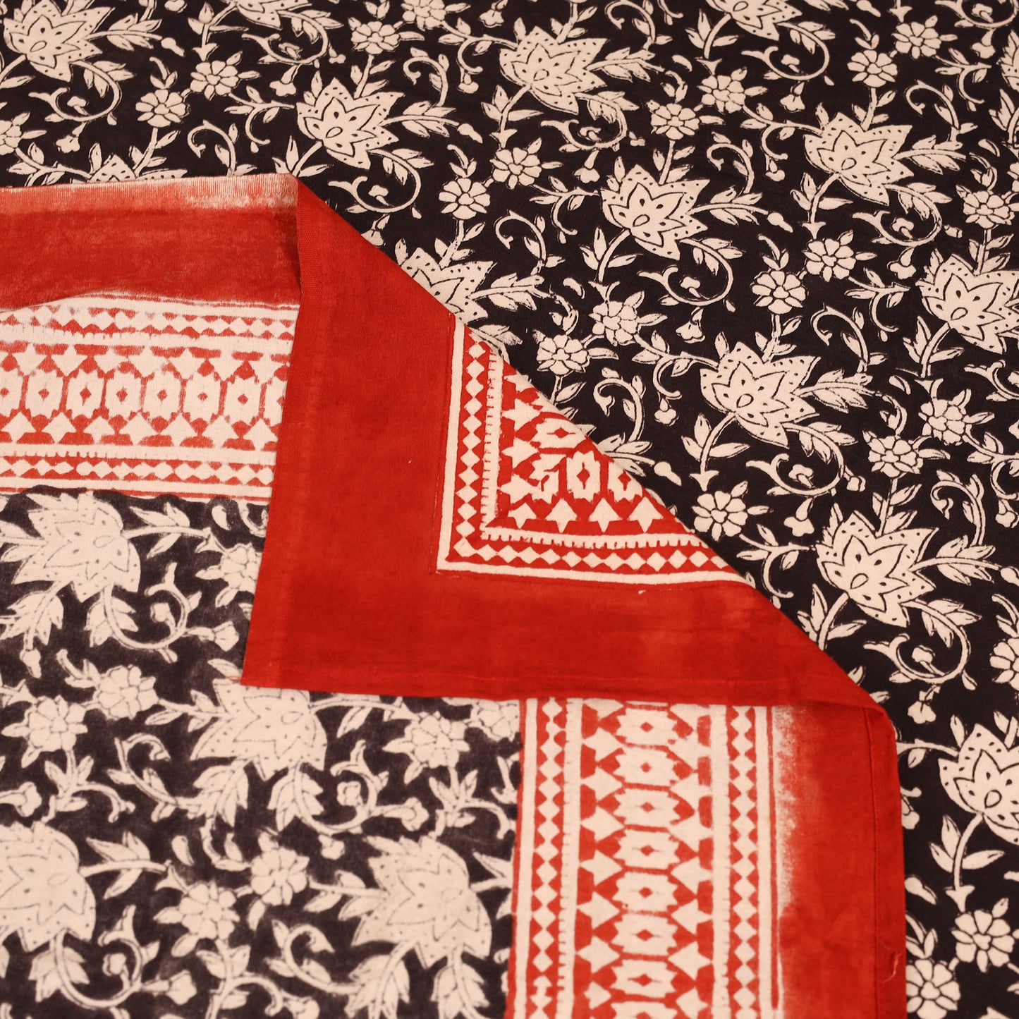 Bagru Hand Block Print Natural Dyed Cotton Single Bedsheet (90 x 60 in) 04