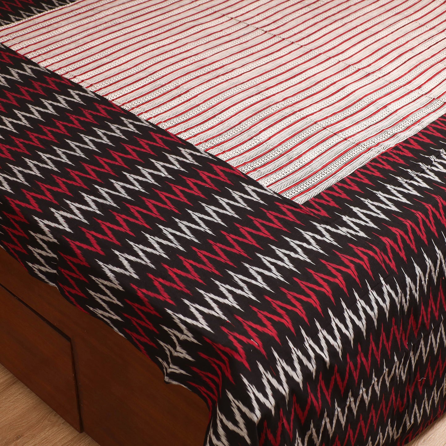 Pochampally Ikat with Bagh Patch Cotton Double Bedsheet Set (108 x 90 in) 38