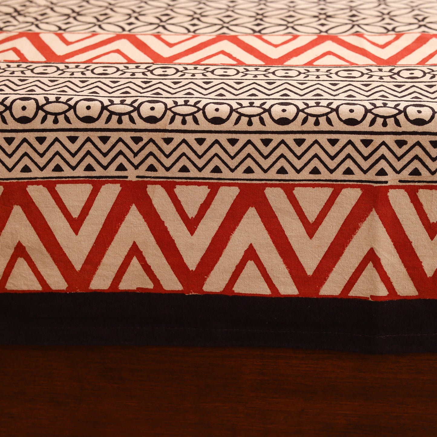 Bagru Hand Block Print Natural Dyed Cotton Single Bedsheet (90 x 60 in) 02