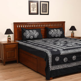 Hand Block Batik Print Cotton Double Bedsheet Set (108 x 90 in) 04