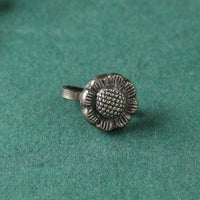 silver nose pin