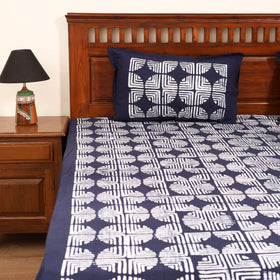 Hand Block Batik Print Cotton Double Bedsheet Set (108 x 90 in) 09
