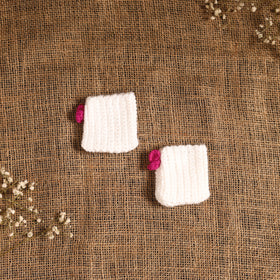 White - hand knitted woollen socks for kids (6-12 months)