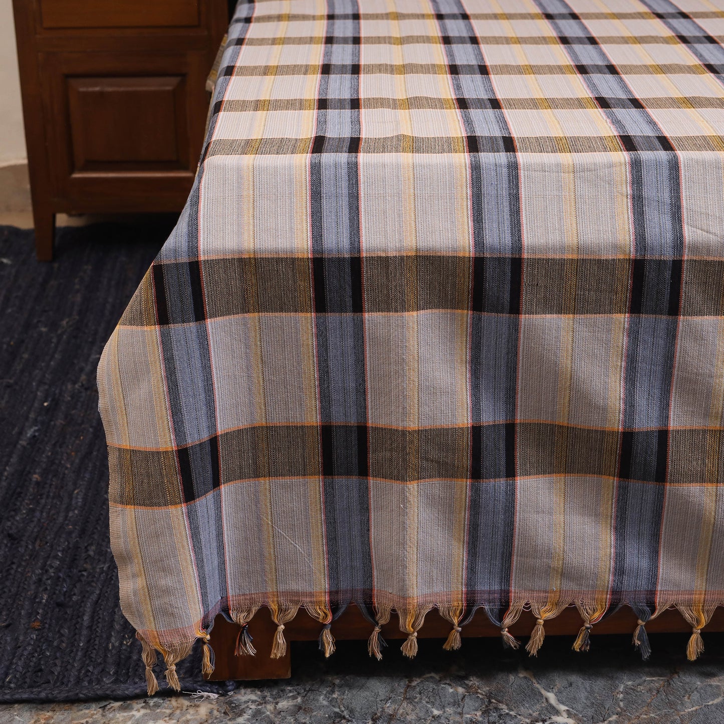 Multicolor - double handloom cotton bed sheet (108 x 90 in)