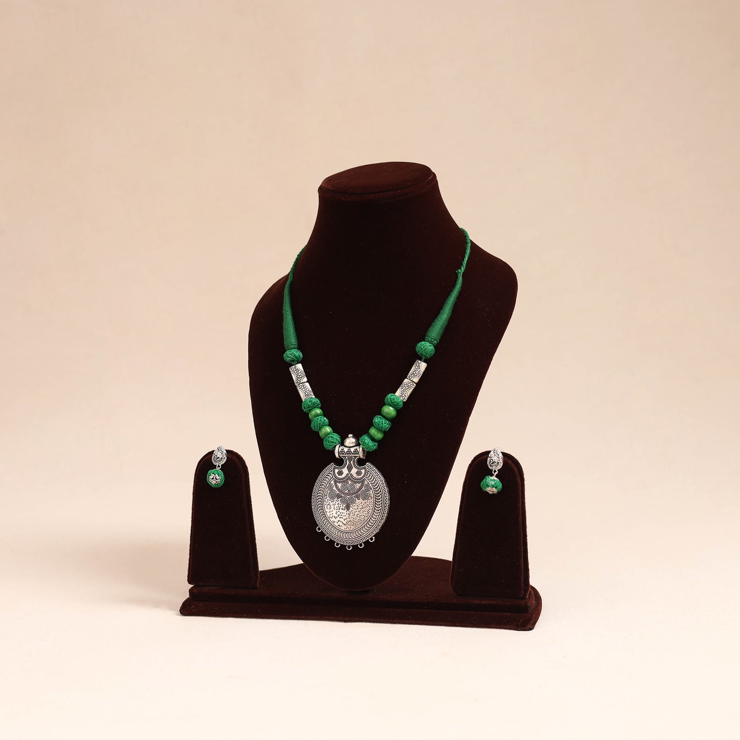 Green - german silver necklace set with beads 52
