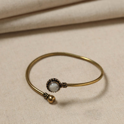 Antique Finish Oxidised German Silver Bracelet (Adjustable)