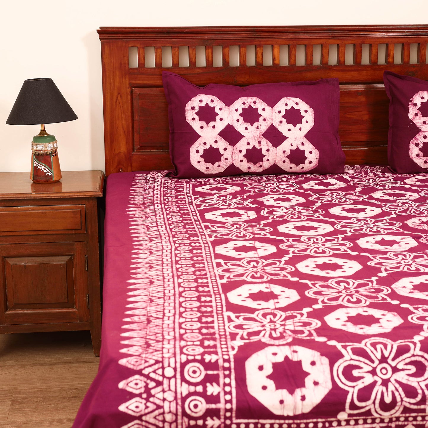 Hand Block Batik Print Cotton Double Bedsheet Set (108 x 90 in) 14