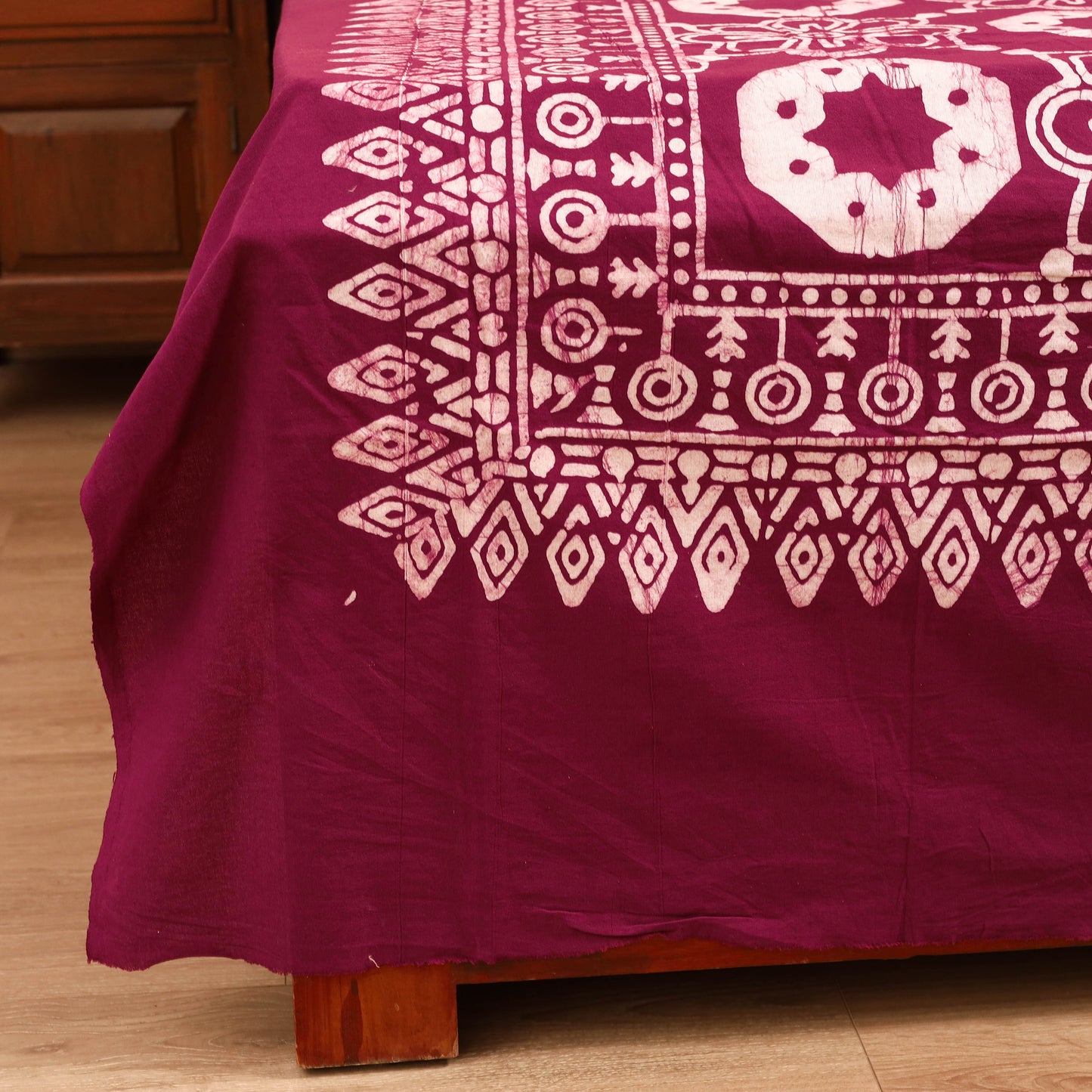 Hand Block Batik Print Cotton Double Bedsheet Set (108 x 90 in) 14