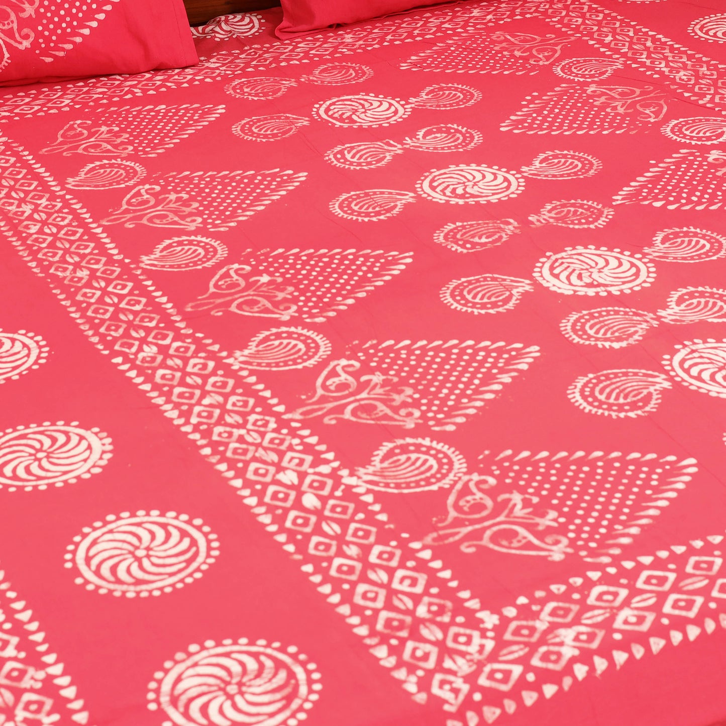 Hand Block Batik Print Cotton Double Bedsheet Set (108 x 90 in) 15