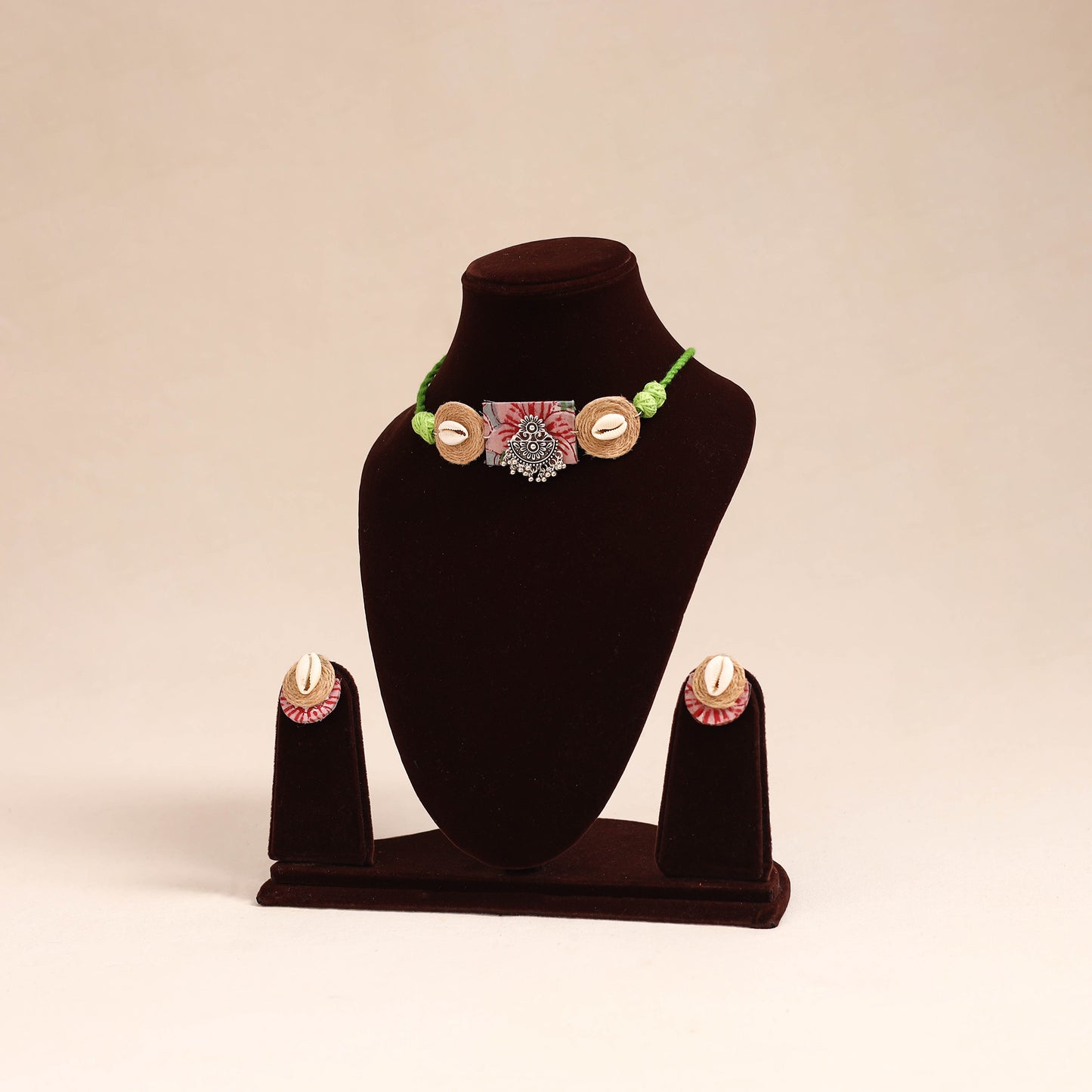 Green - german silver jute & fabart necklace set 65