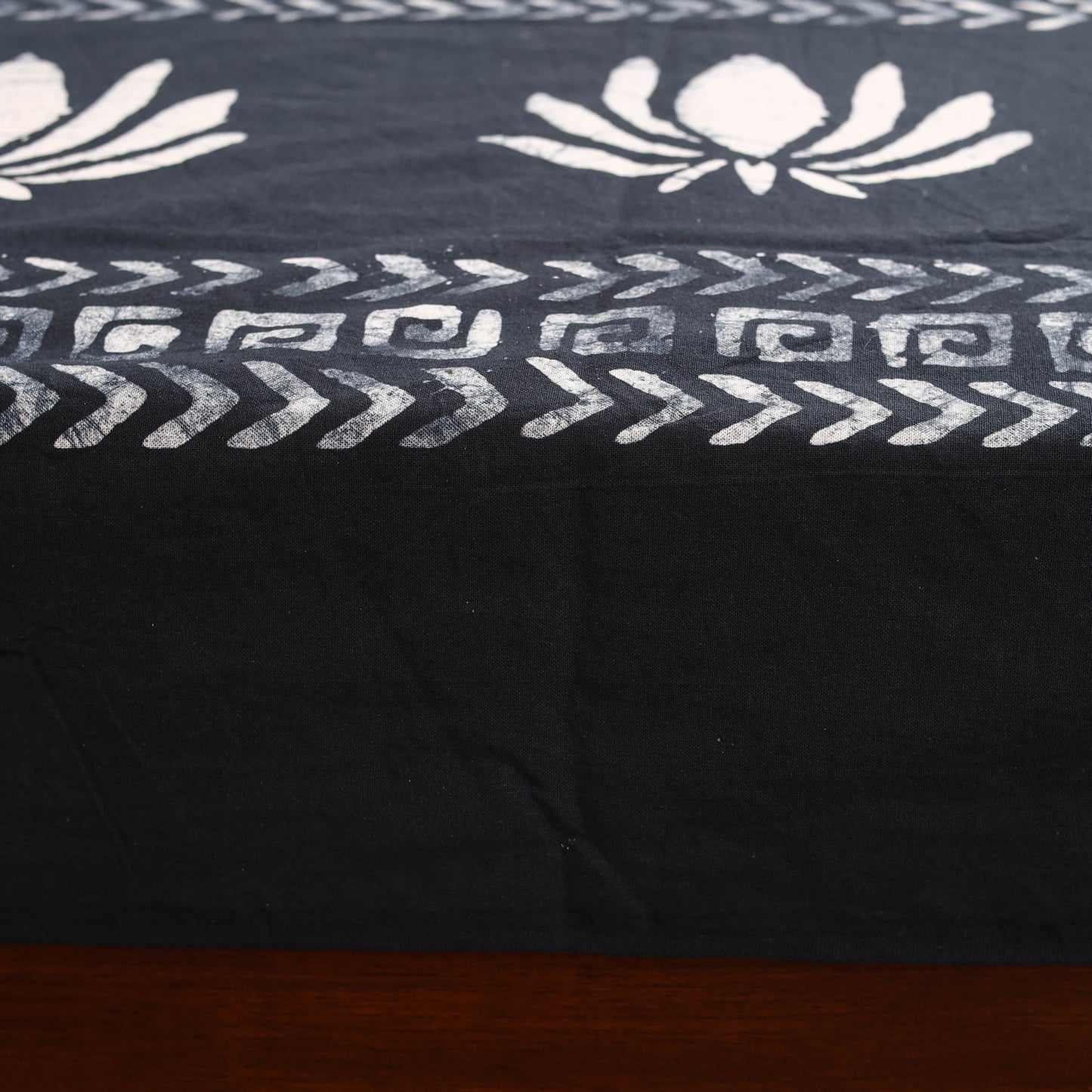 Hand Block Batik Print Cotton Double Bedsheet Set (108 x 90 in)  19