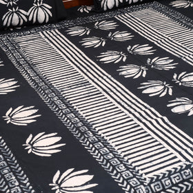 Hand Block Batik Print Cotton Double Bedsheet Set (108 x 90 in)  19