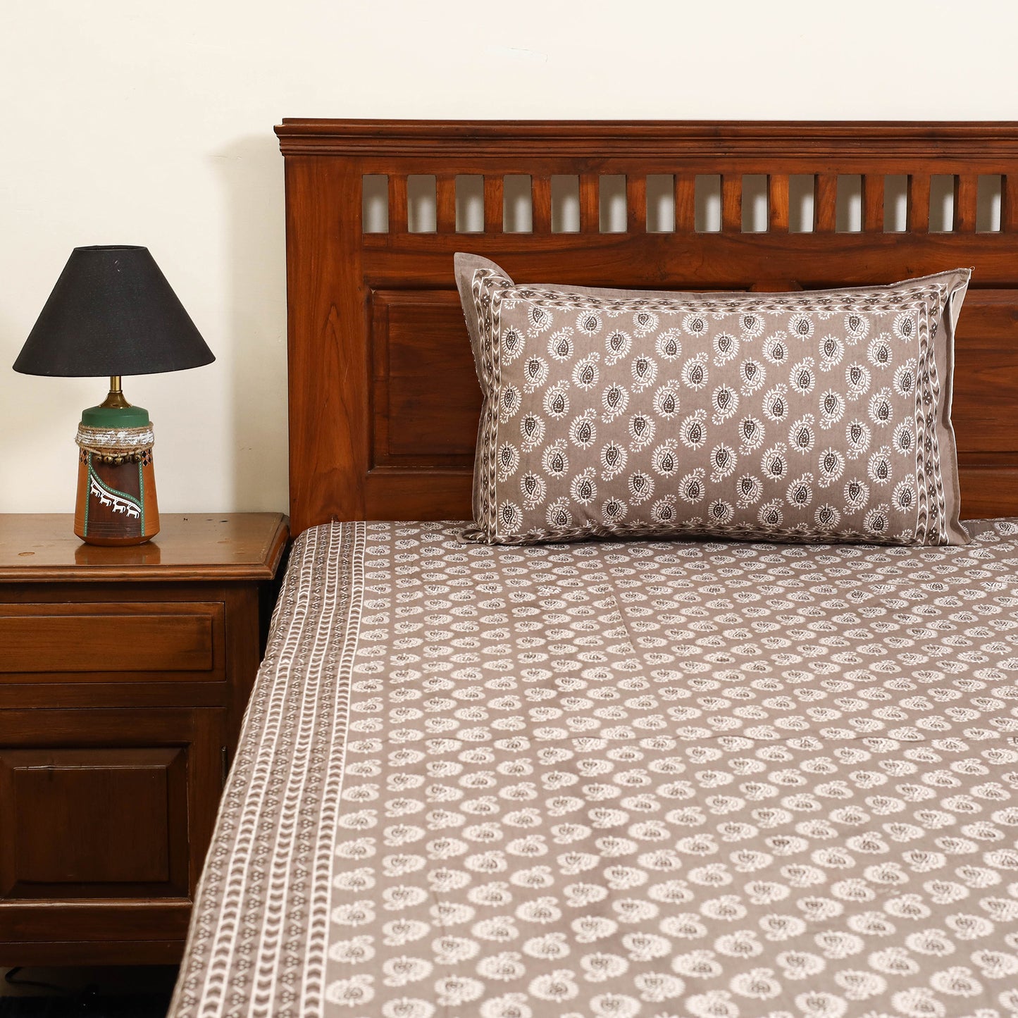 Brown - cotton double sanganeri bed sheet set (108 x 90 in)