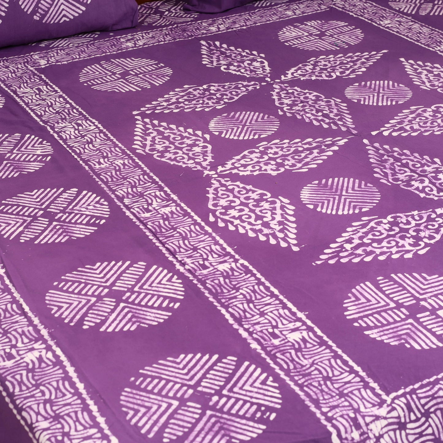 Hand Block Batik Print Cotton Double Bedsheet Set (108 x 90 in) 20