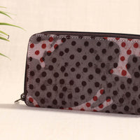 printed clutch wallet