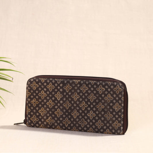Handcrafted Block Printed Fabric Clutch Wallet