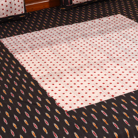 Pochampally Ikat with Bagh Patch Cotton Double Bedsheet Set (108 x 90 in) 04