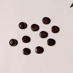 1.4cm hand carved sheesham wood clothing button (set of 10)