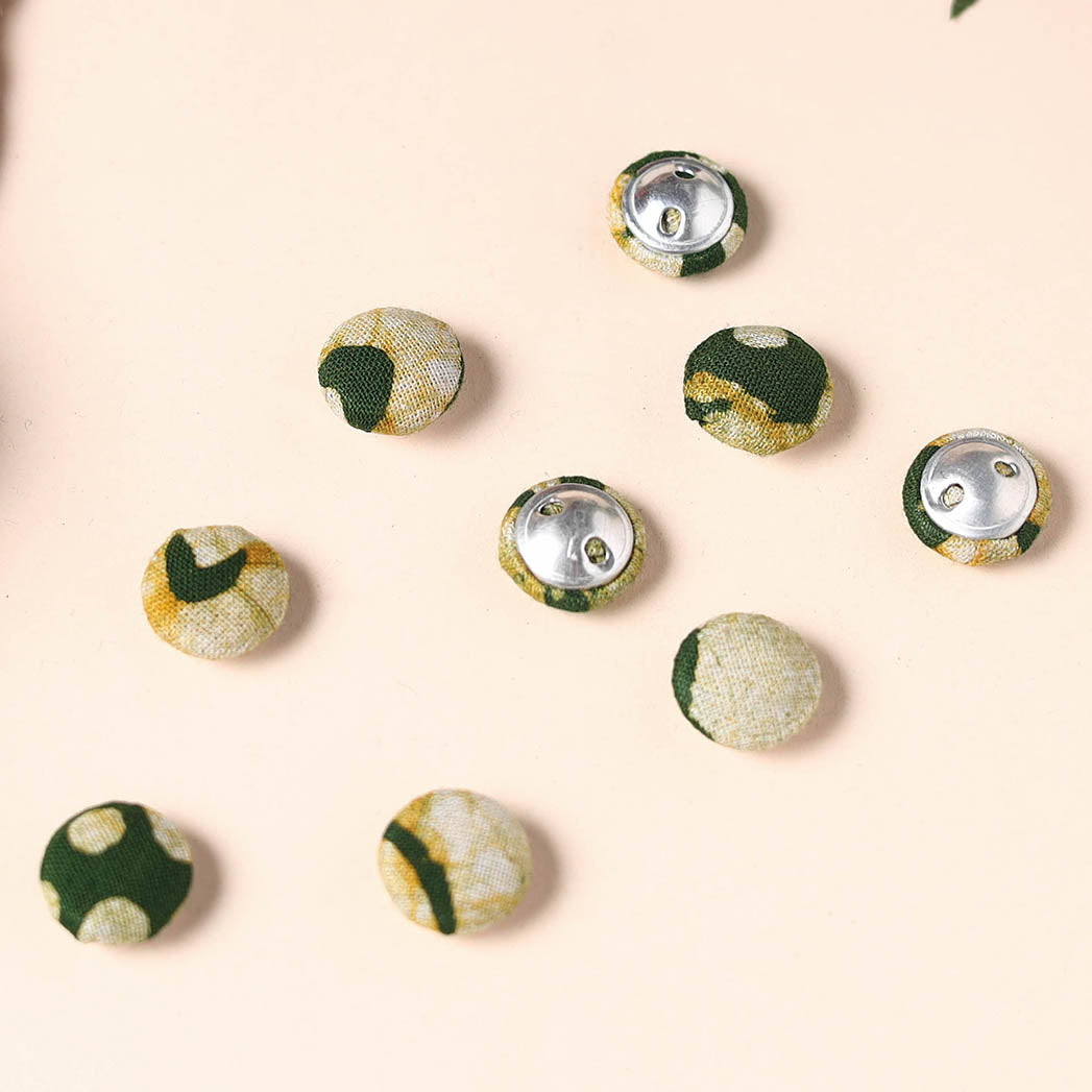  Buttonbaaz Handmade Fabric Button Small 