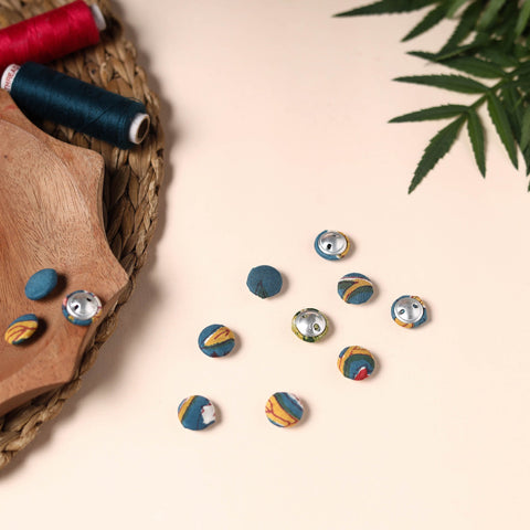  Buttonbaaz Handmade Fabric Button Small 