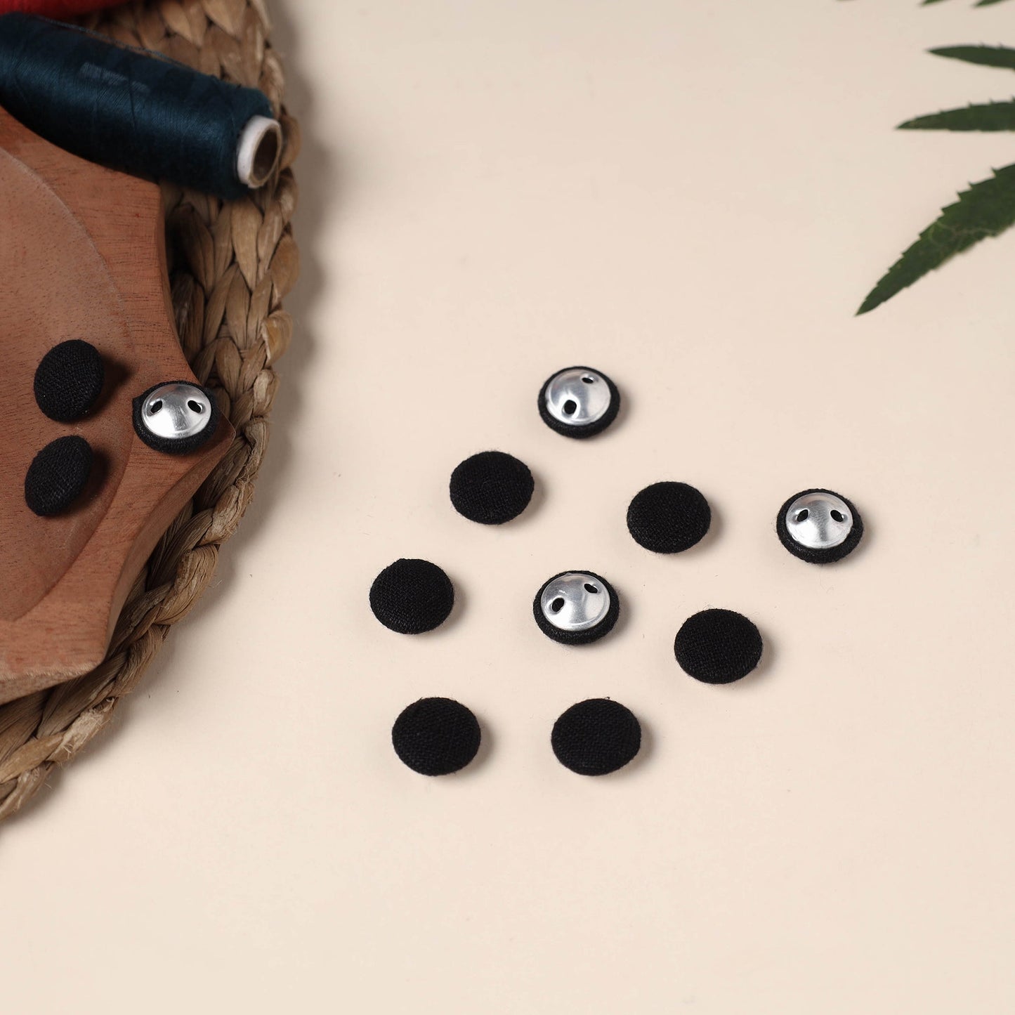  Buttonbaaz Handmade Fabric Button Small 