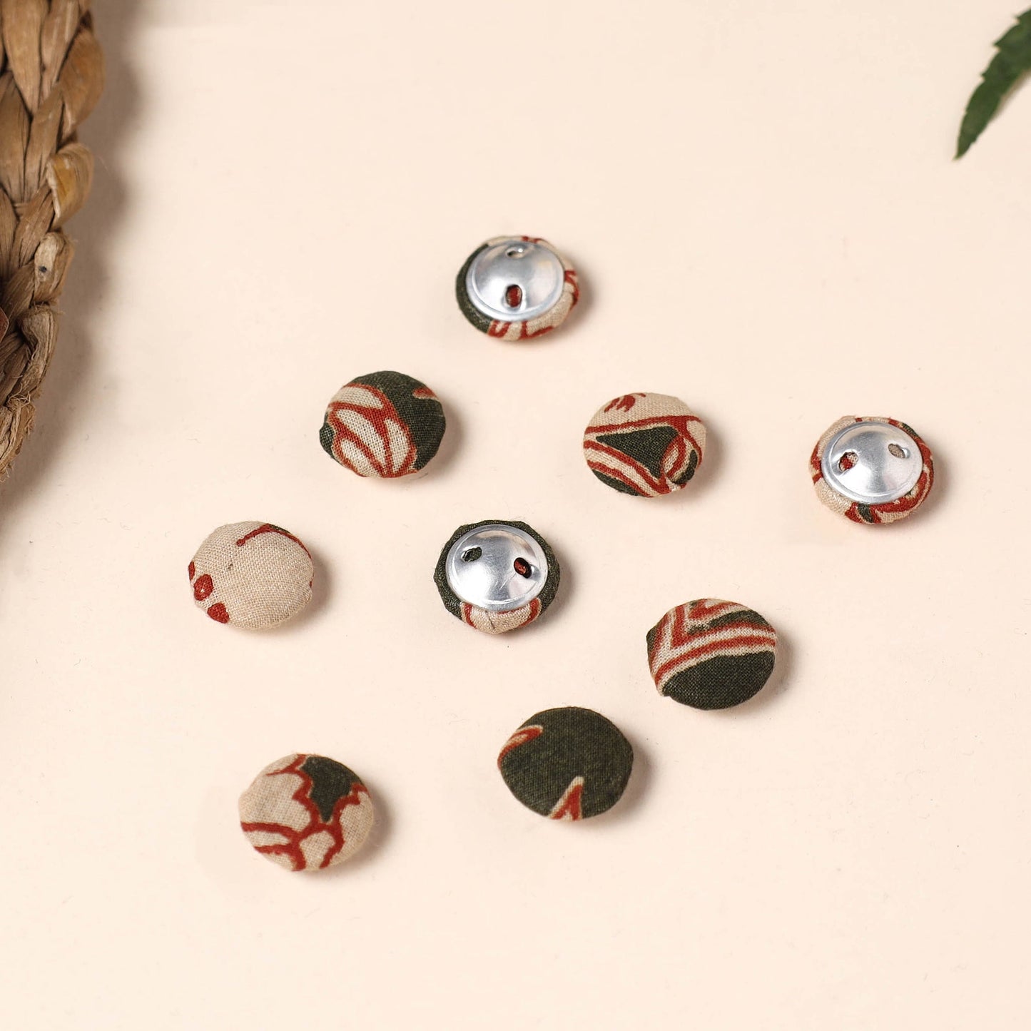  Buttonbaaz Handmade Fabric Button Small 