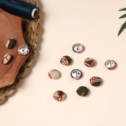  Buttonbaaz Handmade Fabric Button Small 