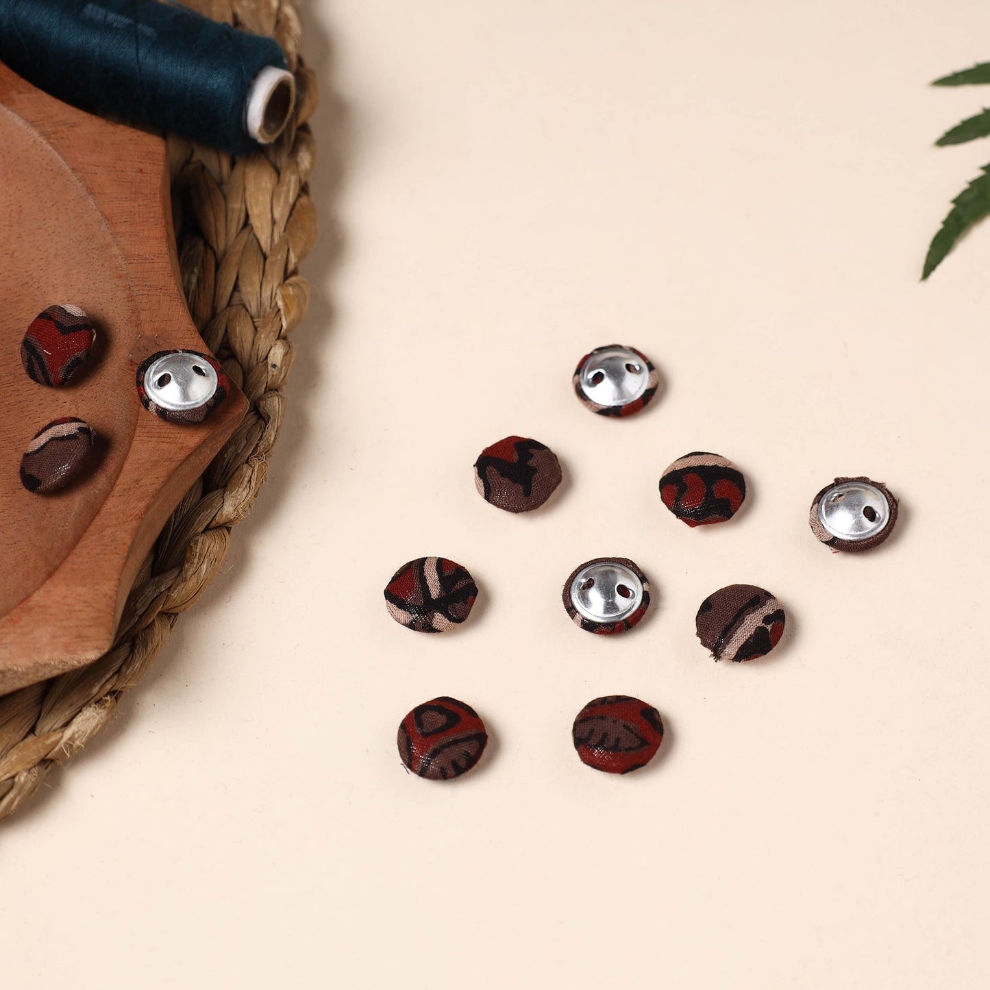  Buttonbaaz Handmade Fabric Button Small 