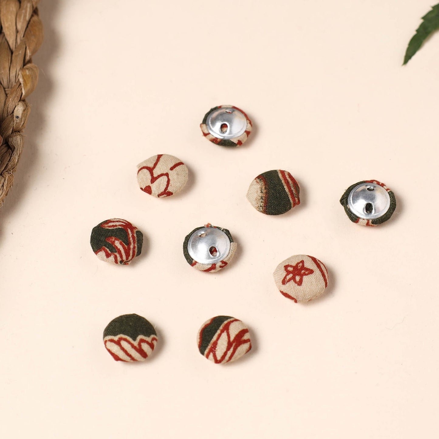  Buttonbaaz Handmade Fabric Button Small 