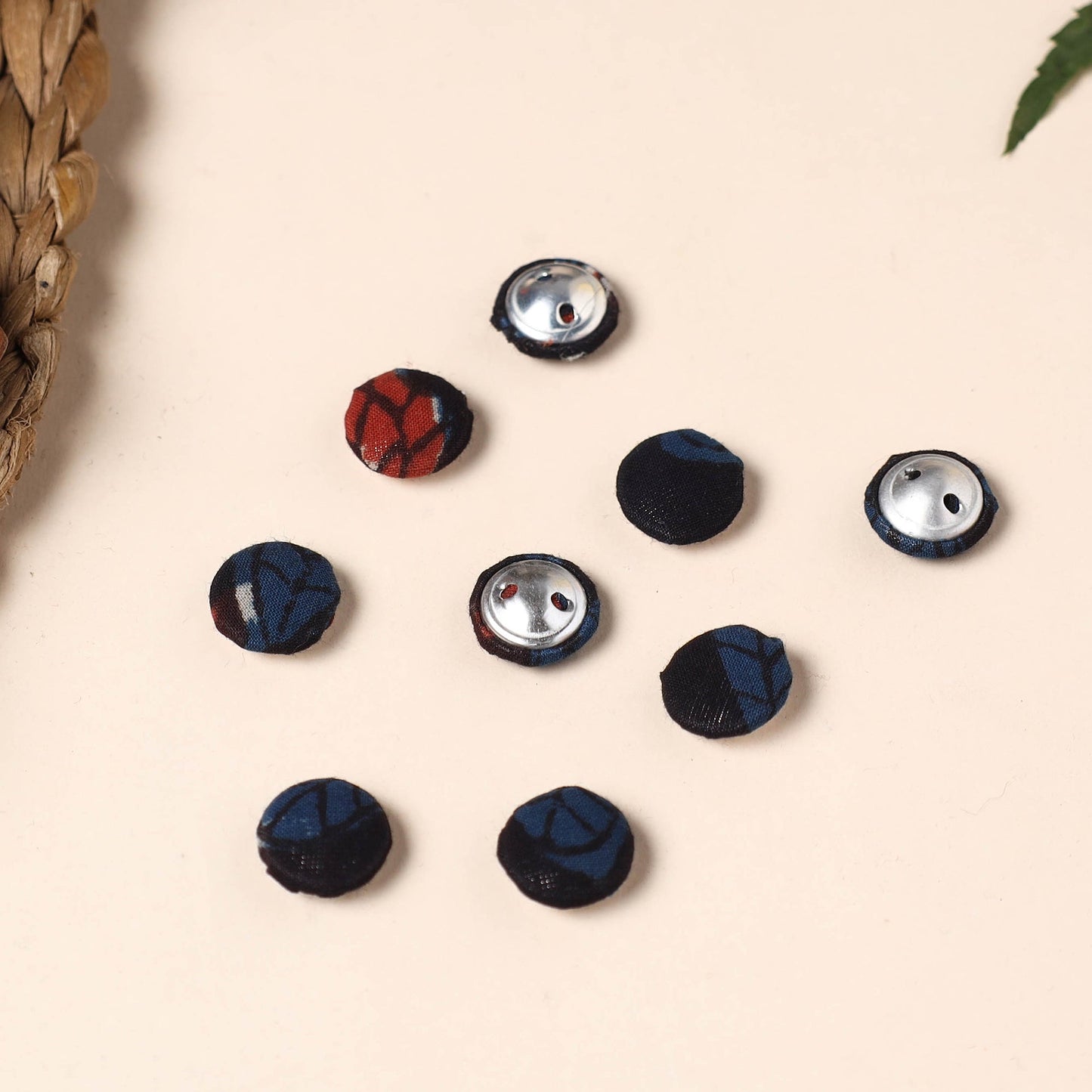  Buttonbaaz Handmade Fabric Button Small 