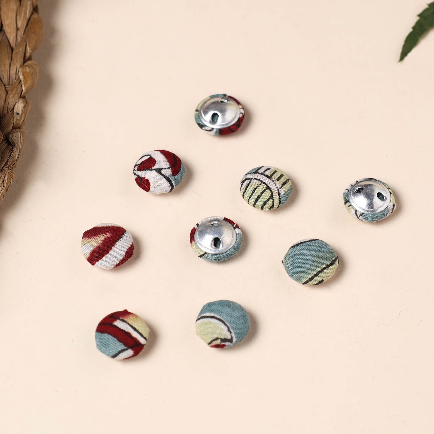  Buttonbaaz Handmade Fabric Button Small 