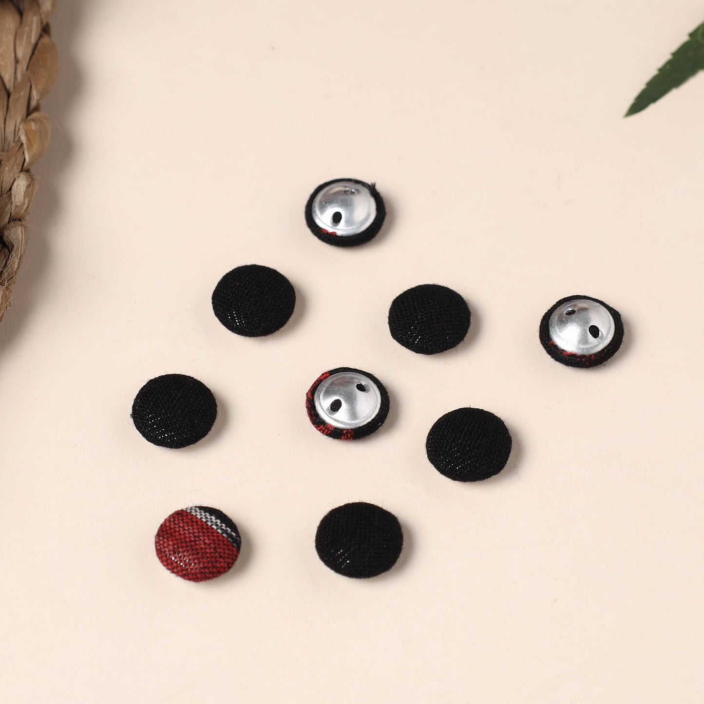  Buttonbaaz Handmade Fabric Button Small 