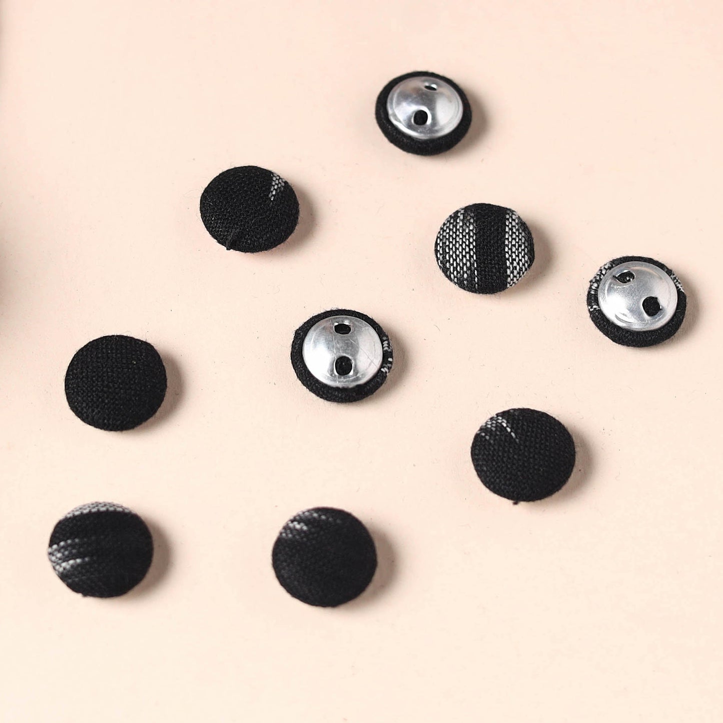  Buttonbaaz Handmade Fabric Button Small 